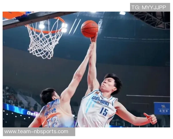 杨瀚森在垃圾时间出场2分29秒未得分却送出一个2加1精彩表现